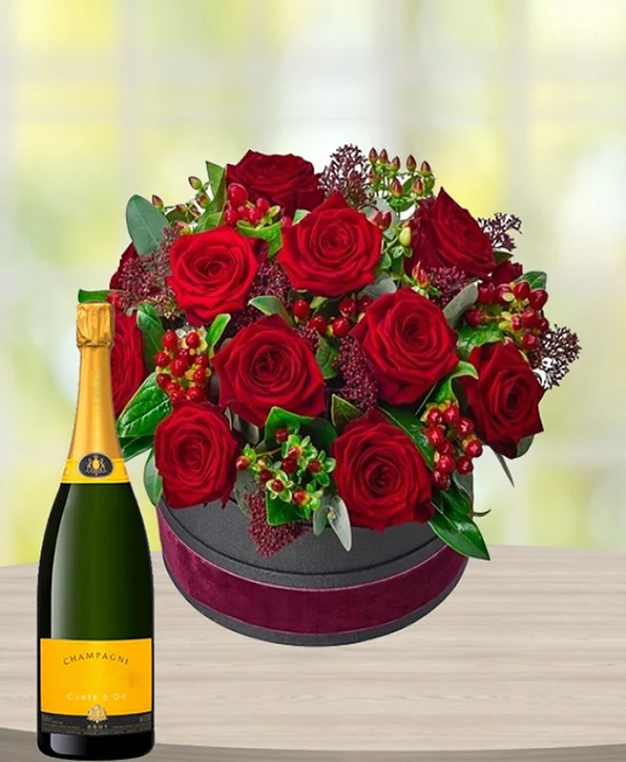 Luxury Rose Hatbox & Prosecco