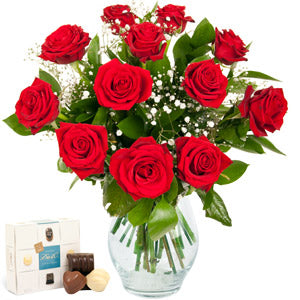 Dozen Roses