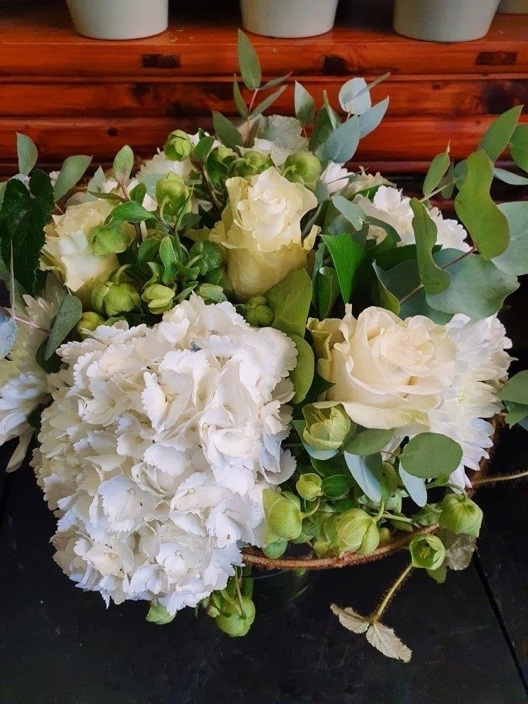 Rose & Hydrangea Ice Bouquet In Vase