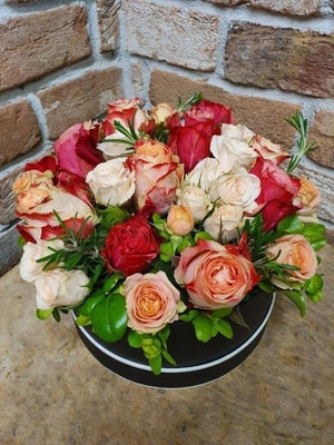 Luxury Mixed Rose Hatbox