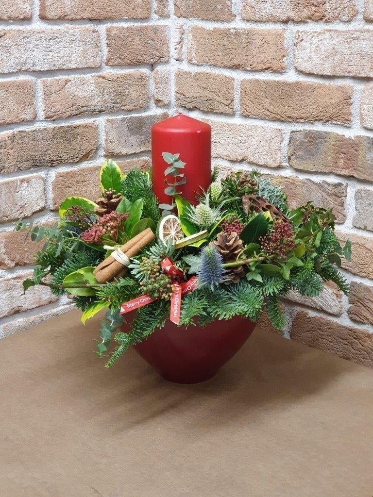 Elegant Centrepiece
